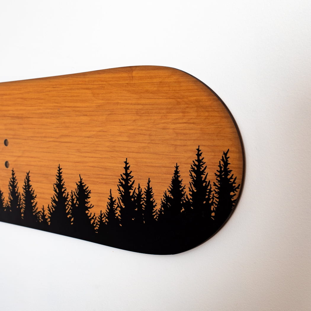 Tree Line Family Established Snowboard Sign